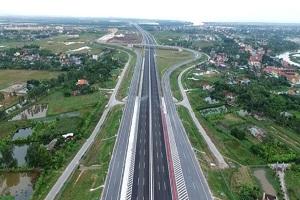 HỢP TÁC CÔNG TƯ: DOANH NGHIỆP CẦN SỰ BÌNH ĐẲNG